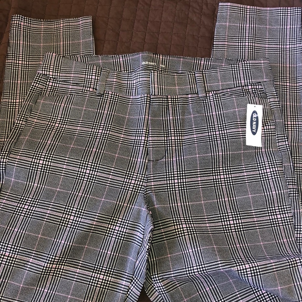 Old Navy Pixie Ankle Pants - Gray Plaid